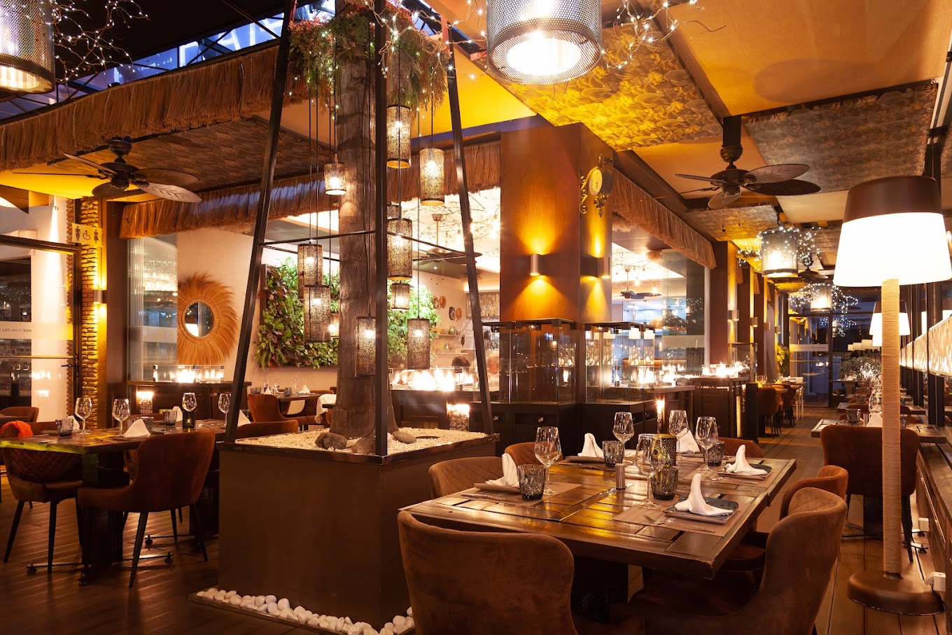 Singer Tom Rust at Cabana Restaurant, Estepona — Weekly Jazz & Rat Pack Nights…..