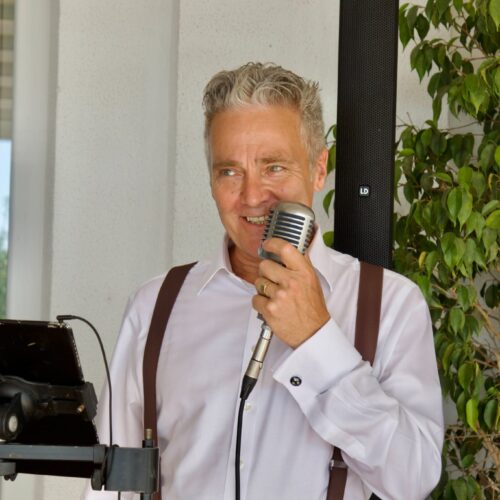 Tom singing in the Rock Hotel Gibraltar Tom singing in the Rock Hotel Gibraltar